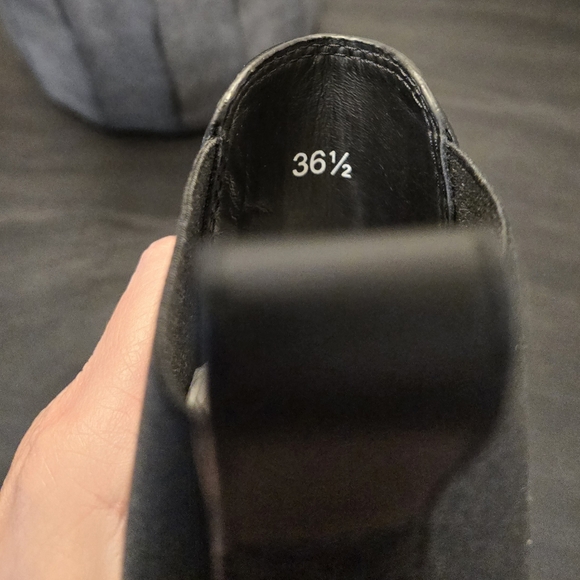 NWT Moncler Hevea Chelsea Boot Black 36.5 - Picture 3 of 8